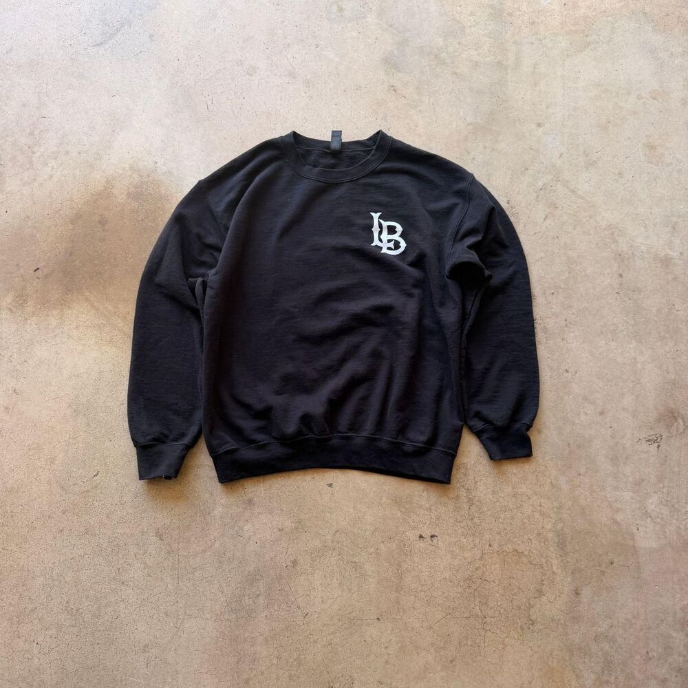 Gildan Men's Black and Navy Top